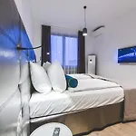 Luxury Antonia In The Centre Apartament *